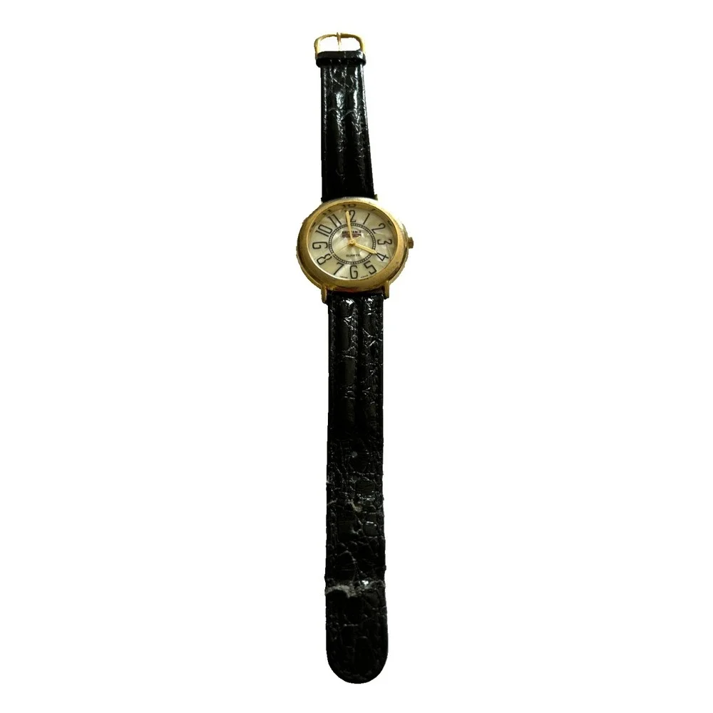 Vintage 1990s Brittania Watch by Quintel Inc Genuine Leather Band Retro